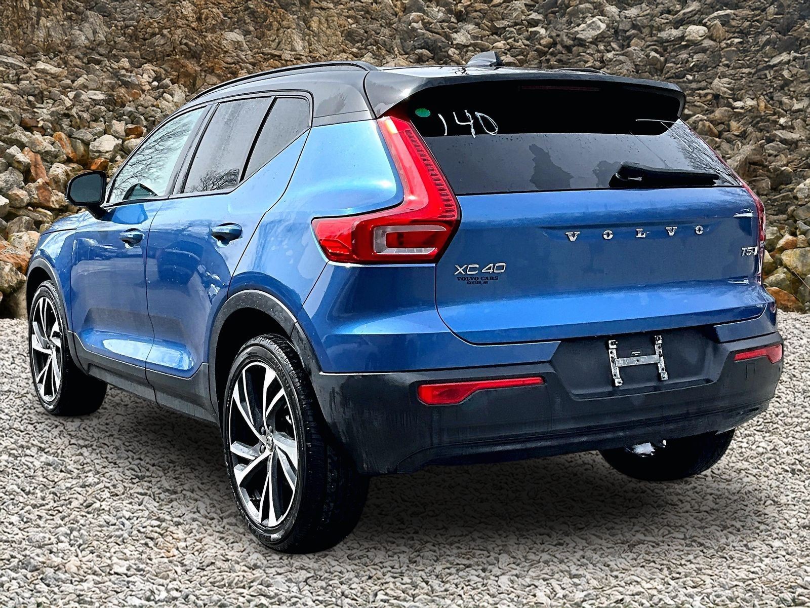 2021 Volvo XC40 T5 R-Design | Naugatuck, Connecticut | A Better